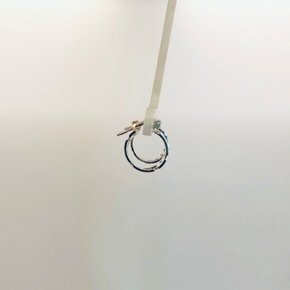 925 Sterling Silver Hoop Earrings Vintage Cutout Design Lightweight Estate Jewel - Picture 2 of 10